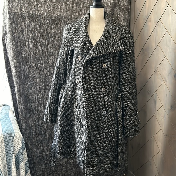 Wool lined mid length Calvin Klein trench style coat with leather trim - Picture 3 of 7